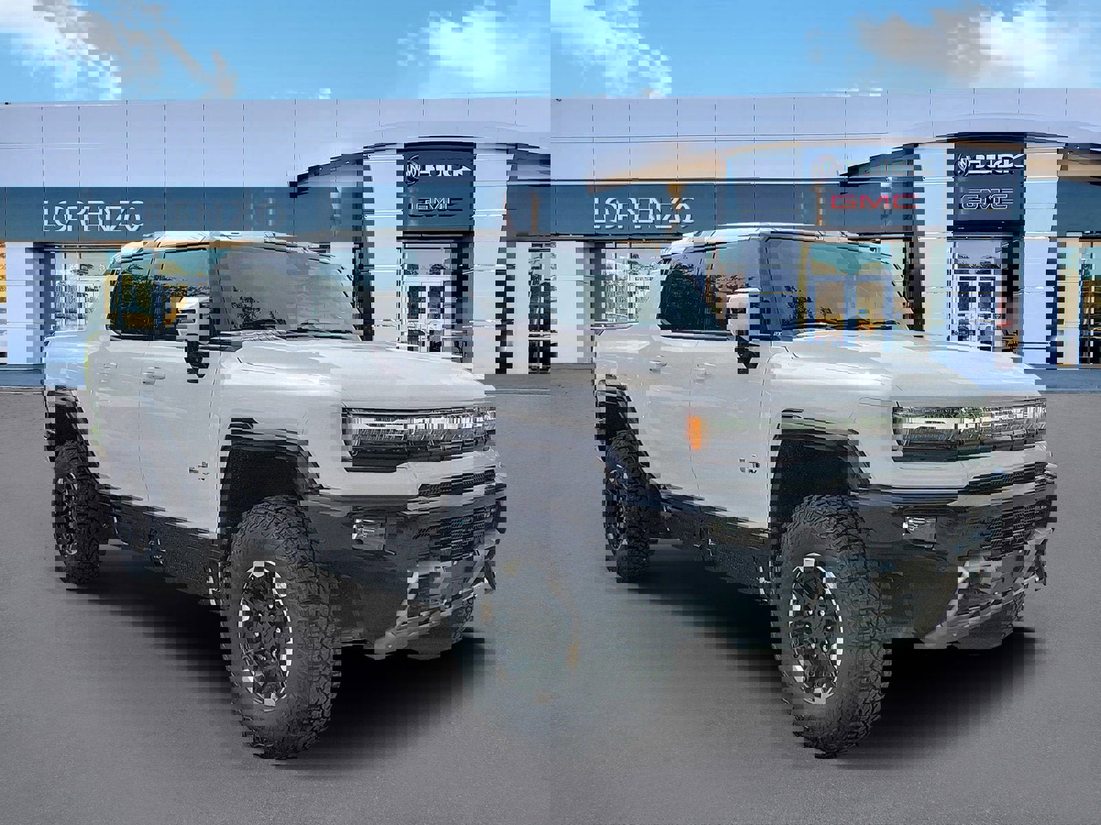 New 2025 GMC Hummer EV 2X w/ Extreme Off-Road Package image 3