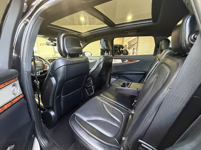 Used 2020 Lincoln Nautilus Reserve w/ Equipment Group 202A AWD/4WD image 16