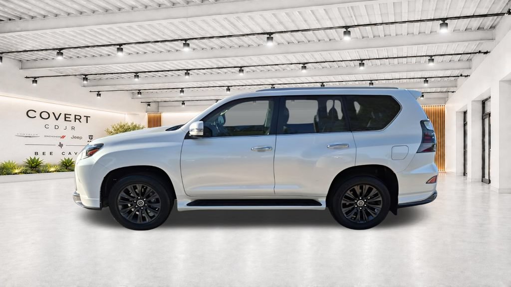 Used 2023 Lexus GX 460 Luxury w/ Sport Design Package AWD/4WD image 7