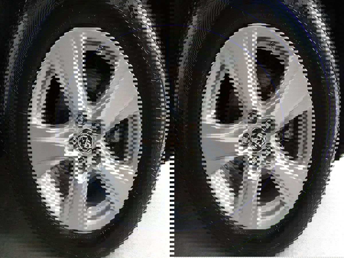 Used 2022 Toyota RAV4 LE image 37