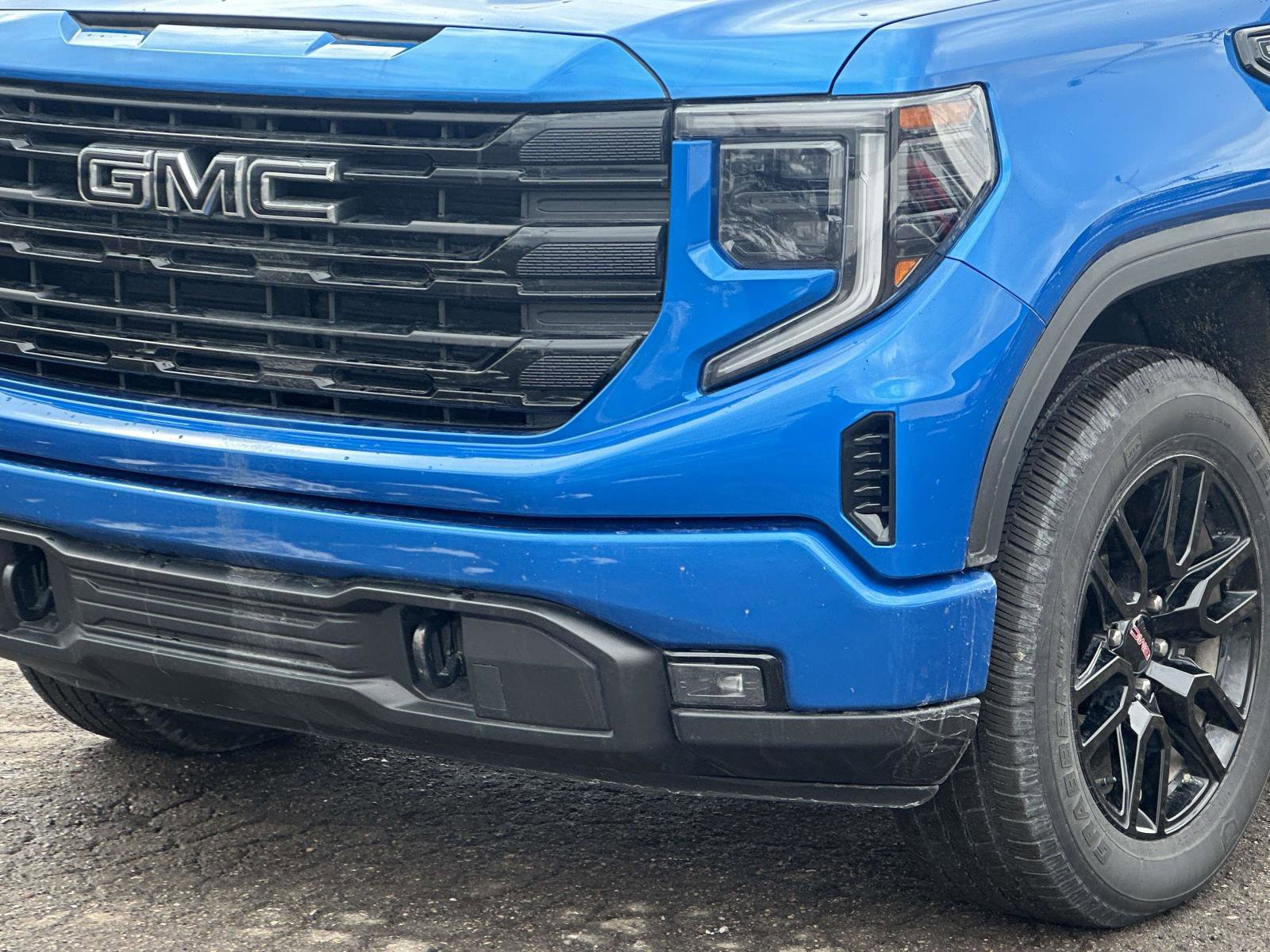 Used 2022 GMC Sierra 1500 Elevation image 8