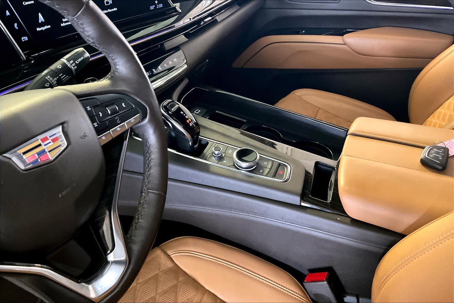 Used 2023 Cadillac Escalade Sport AWD/4WD image 15