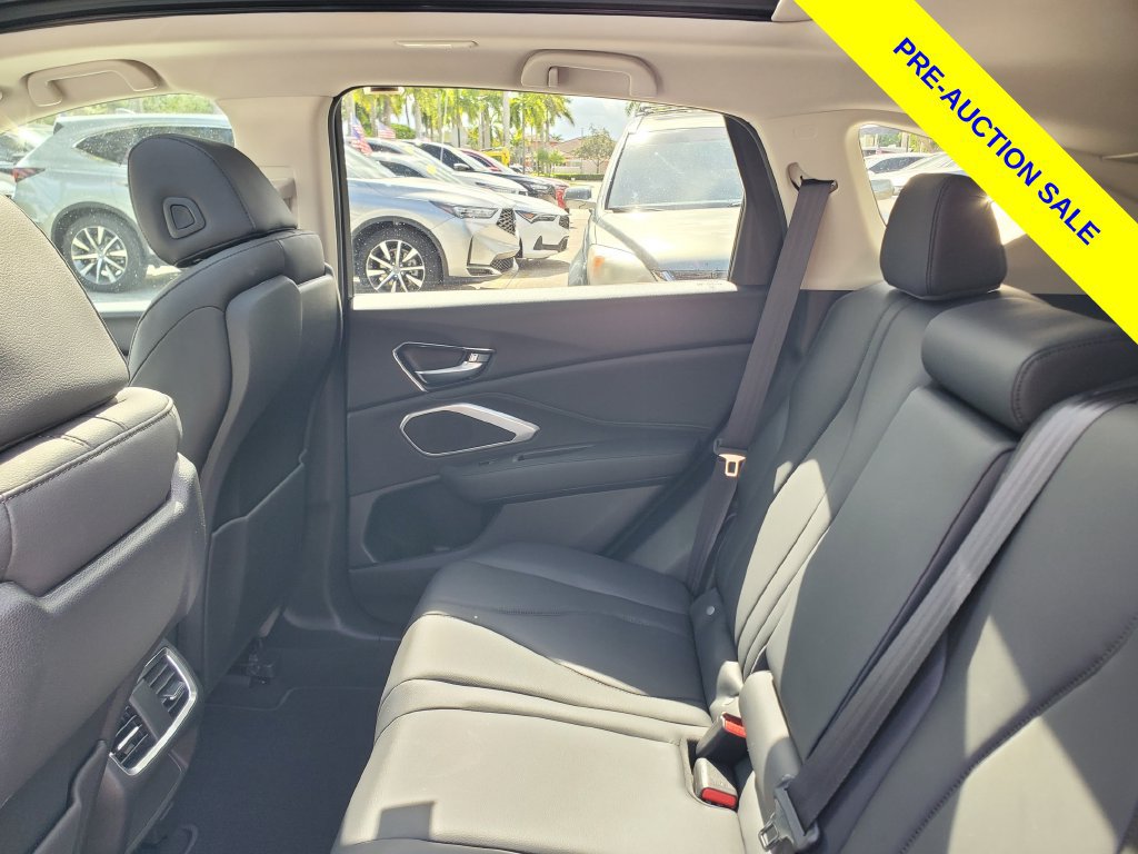 Used 2024 Acura RDX SH-AWD image 12