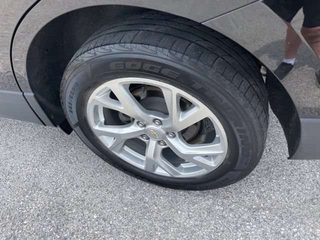 Used 2020 Chevrolet Equinox Premier FWD image 16