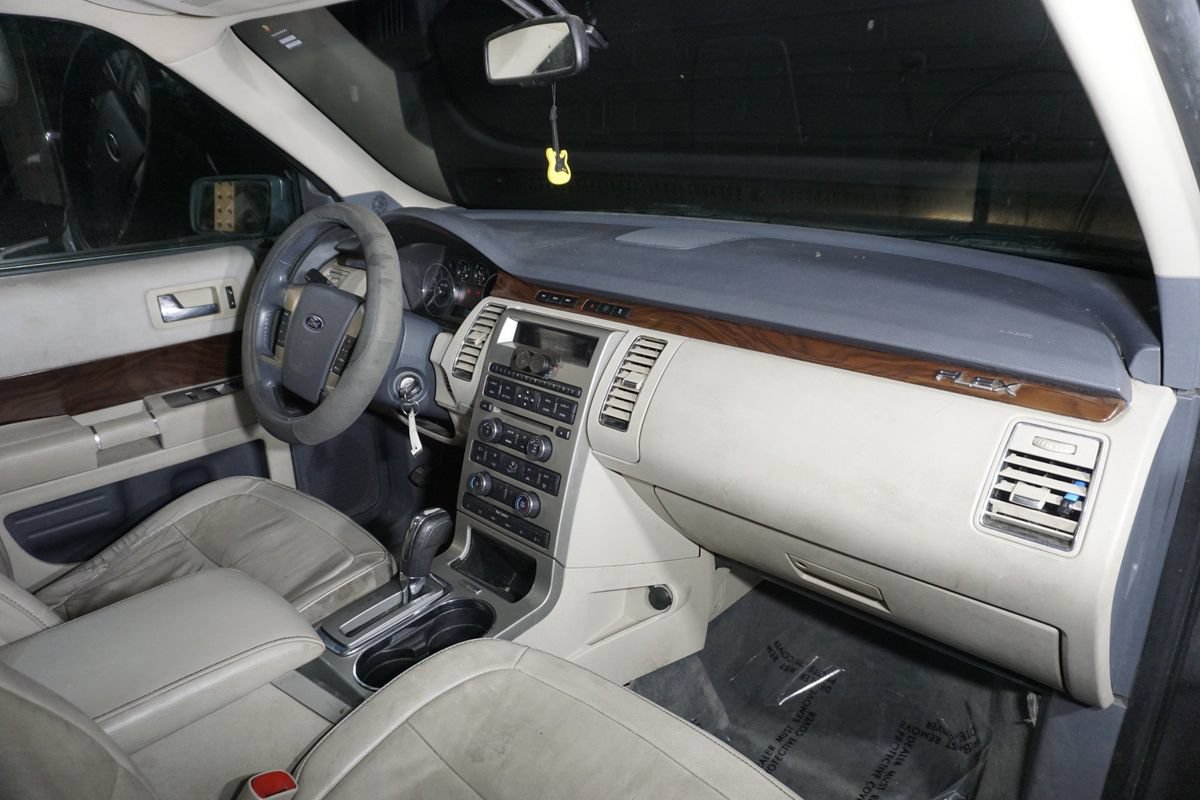 Used 2009 Ford Flex SEL AWD/4WD image 18