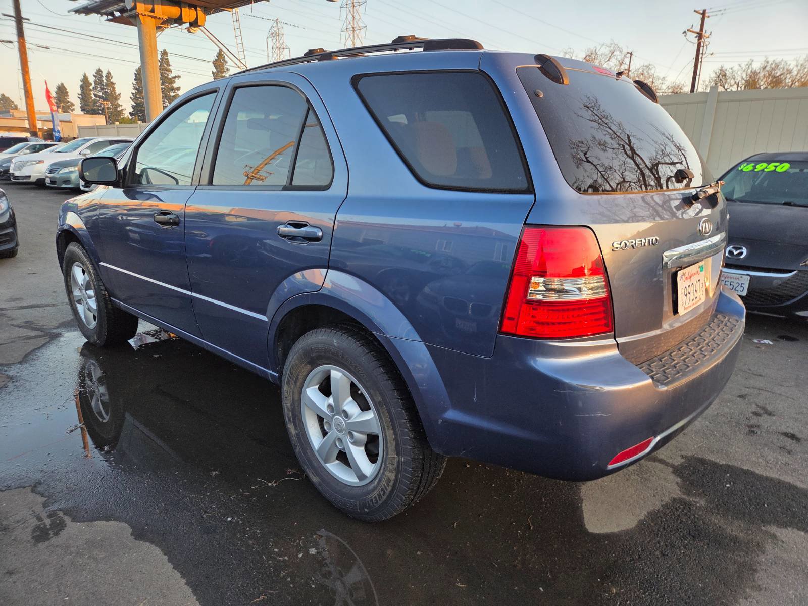 Used 2007 Kia Sorento LX image 2
