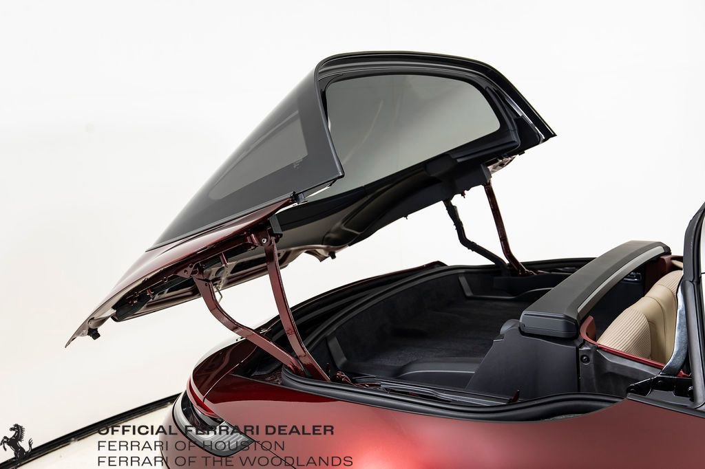 Used 2021 Porsche 911 Targa 4S image 32