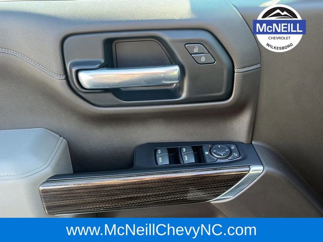 Used 2020 Chevrolet Silverado 1500 RST w/ All-Star Edition image 17