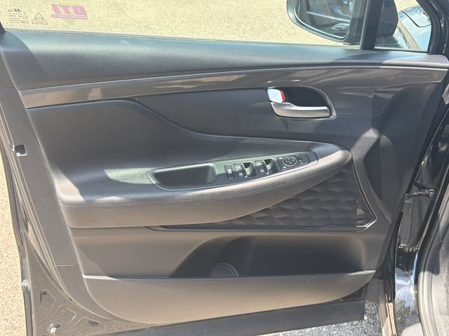 Used 2023 Hyundai Santa Fe SE FWD image 11