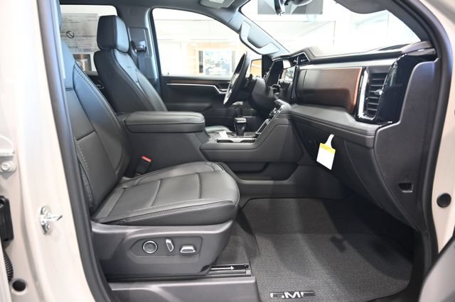New 2026 GMC Sierra 1500 Denali AWD/4WD image 15