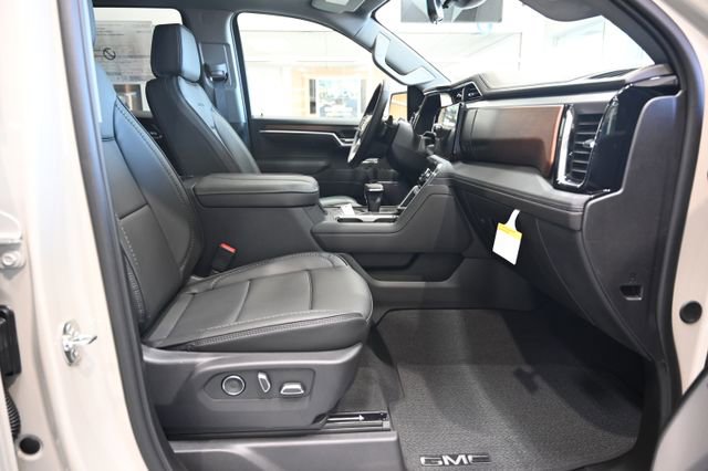 New 2026 GMC Sierra 1500 Denali AWD/4WD image 15