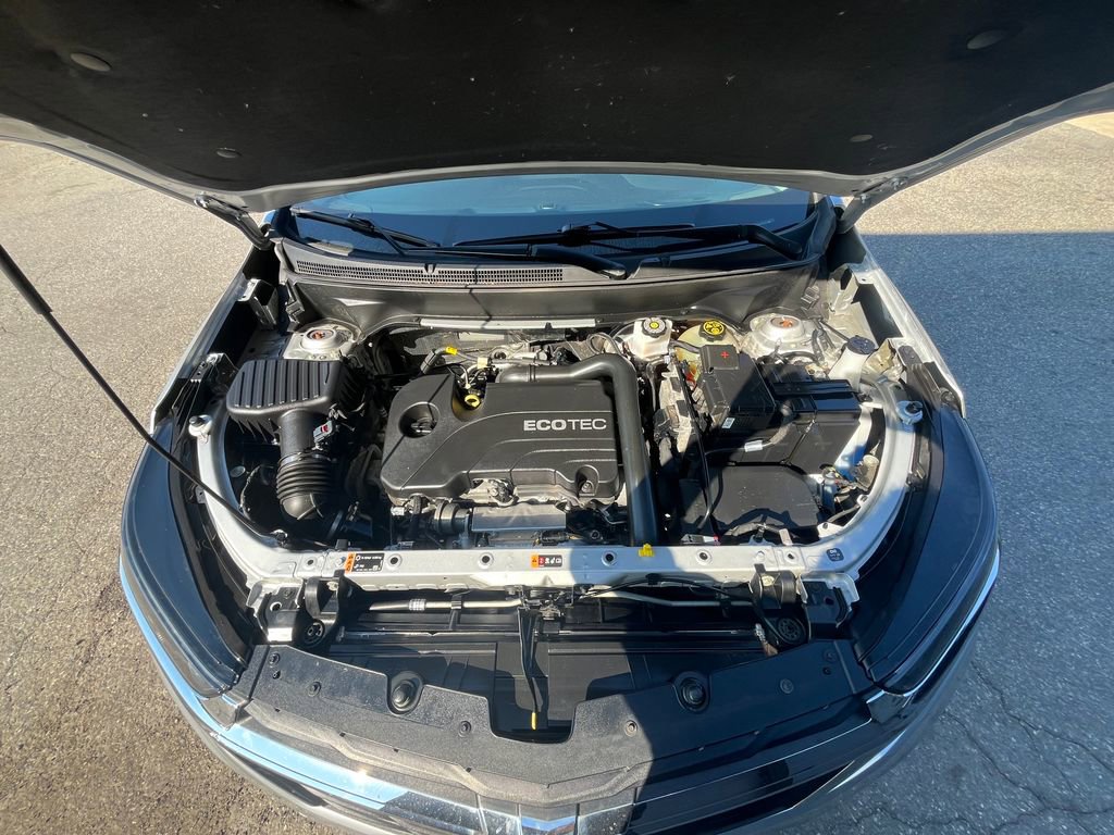 Used 2022 Chevrolet Equinox LS AWD/4WD image 12