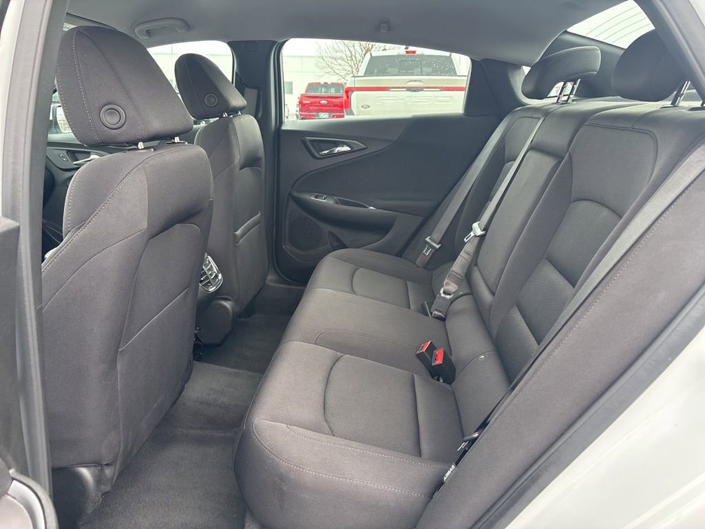 Used 2024 Chevrolet Malibu LT image 33