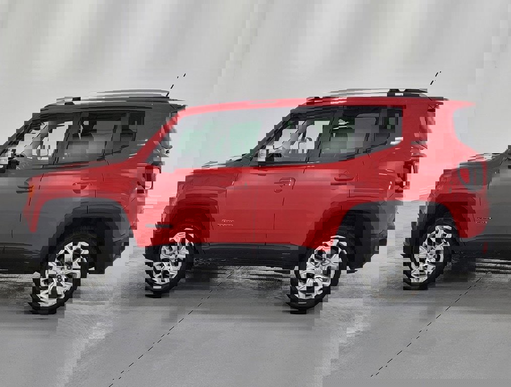 Used 2016 Jeep Renegade Limited image 5