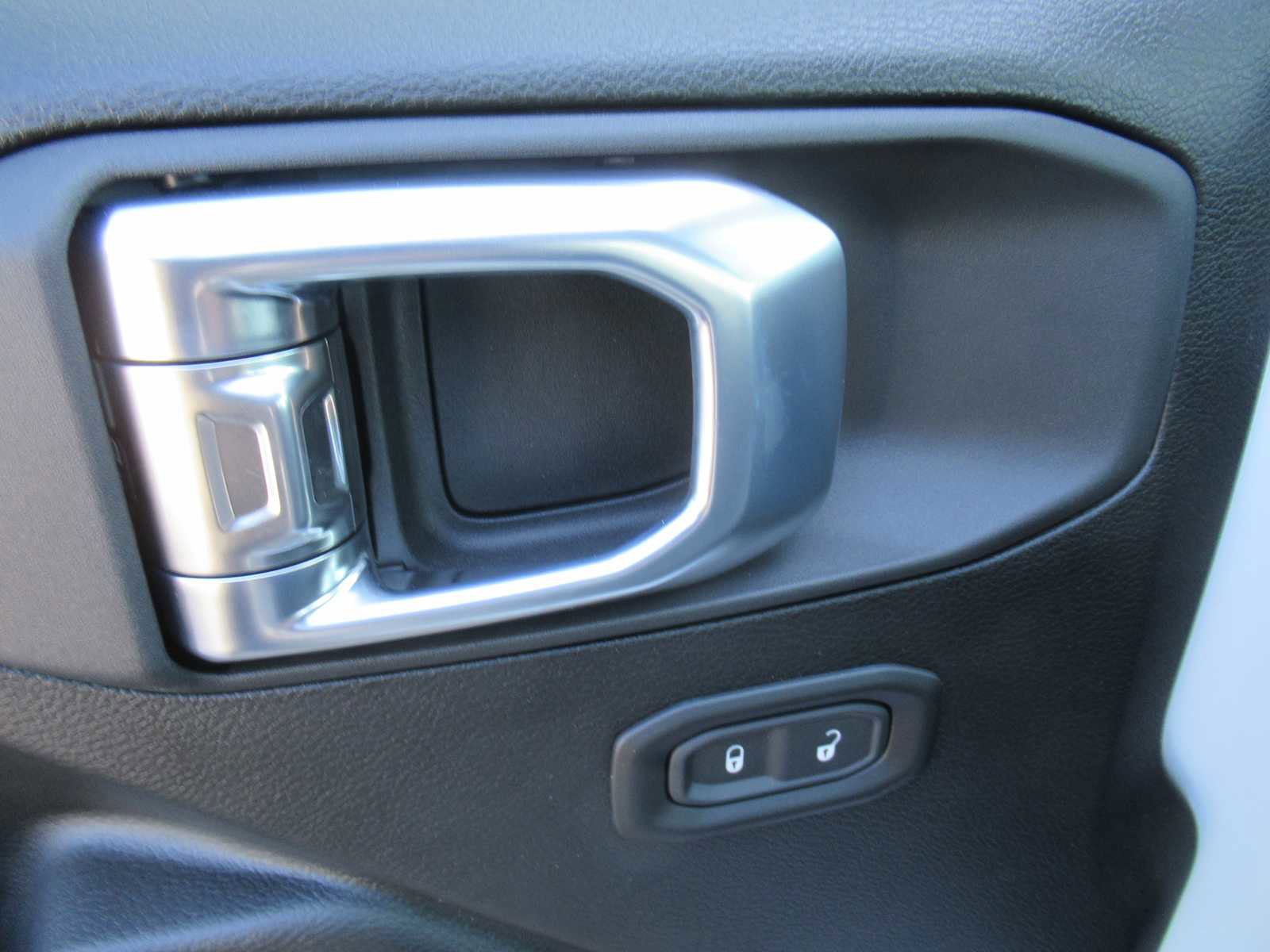 New 2026 Jeep Wrangler Unlimited Sport image 19