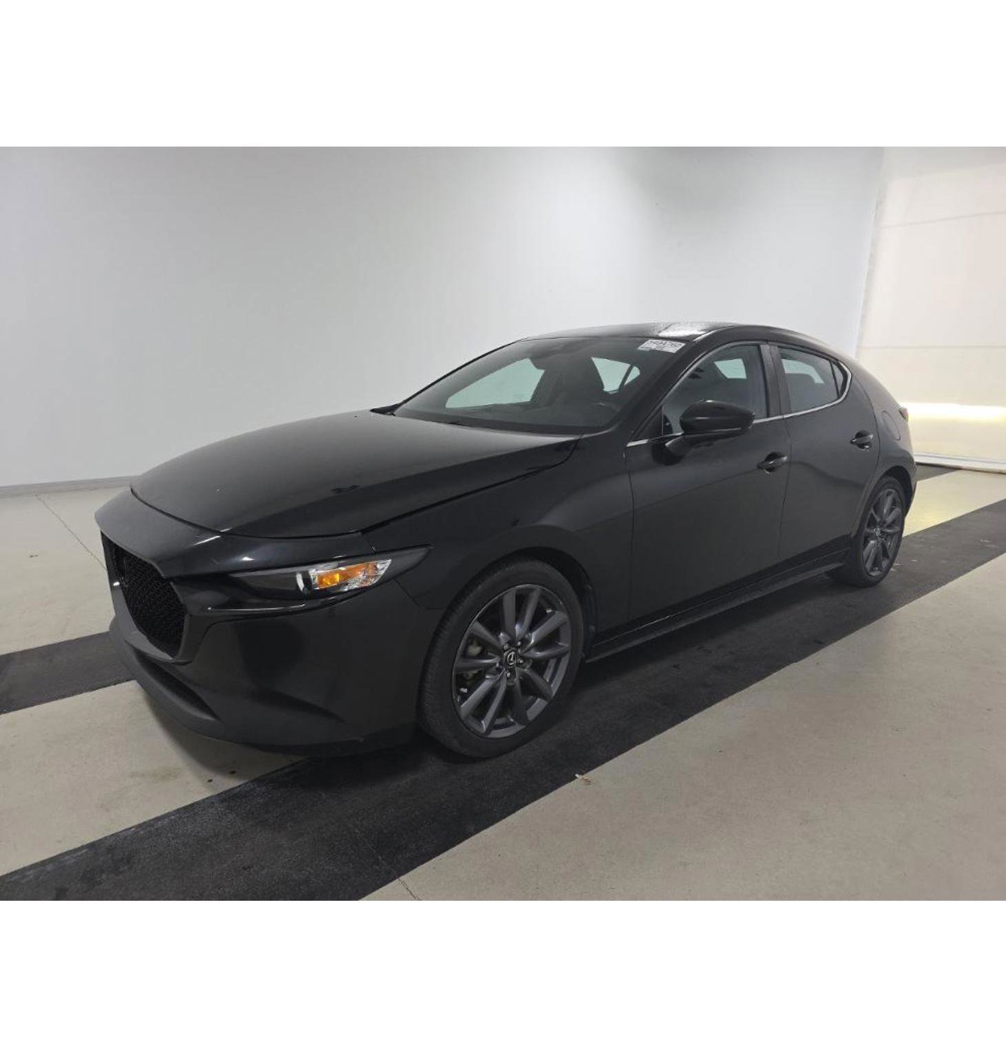 Used 2022 MAZDA MAZDA3 s image 32