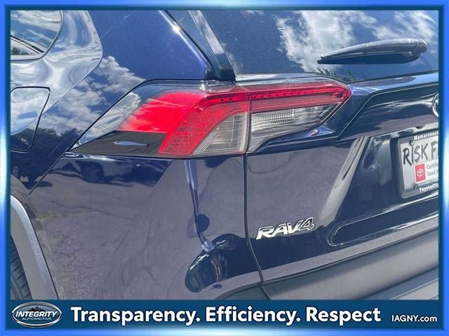 Certified 2021 Toyota RAV4 XLE w/ Convenience Package AWD/4WD image 13
