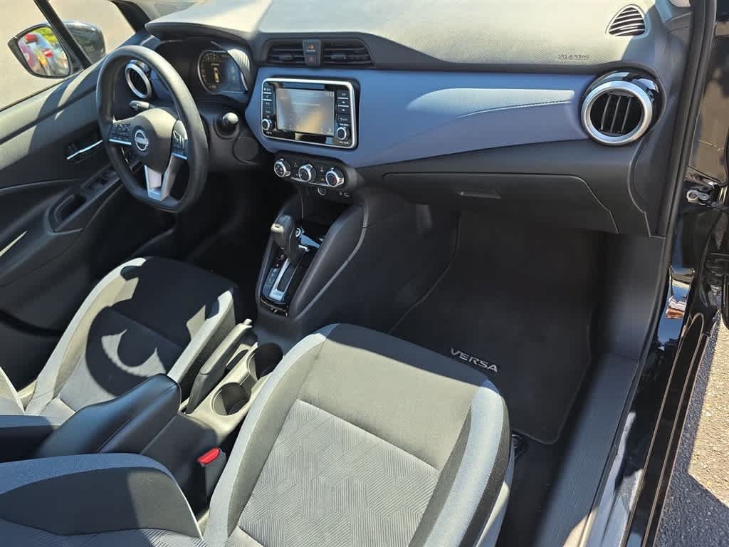 Used 2023 Nissan Versa SV FWD image 20