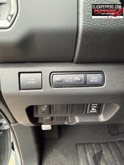 Used 2024 Nissan Frontier Pro-X w/ Pro Convenience Package RWD image 7