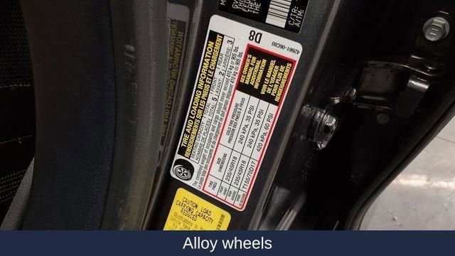 Used 2025 Lexus ES 300h w/ Technology Package image 42