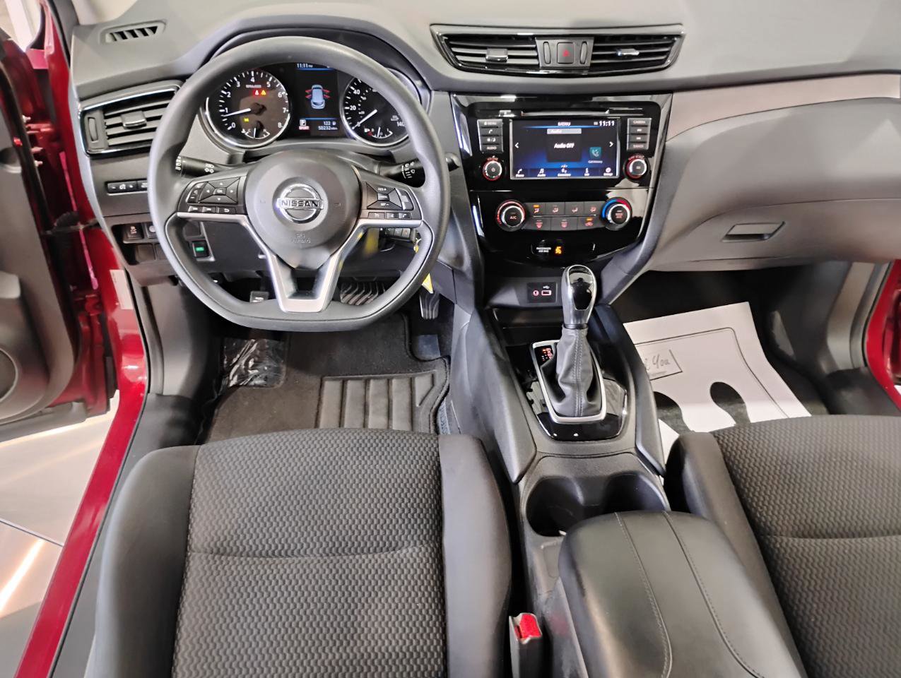 Used 2020 Nissan Rogue Sport S w/ Appearance Package FWD image 20