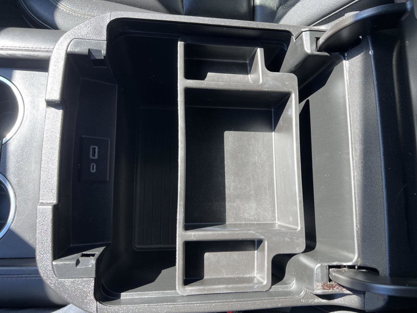 Used 2023 Chevrolet Suburban Z71 image 25