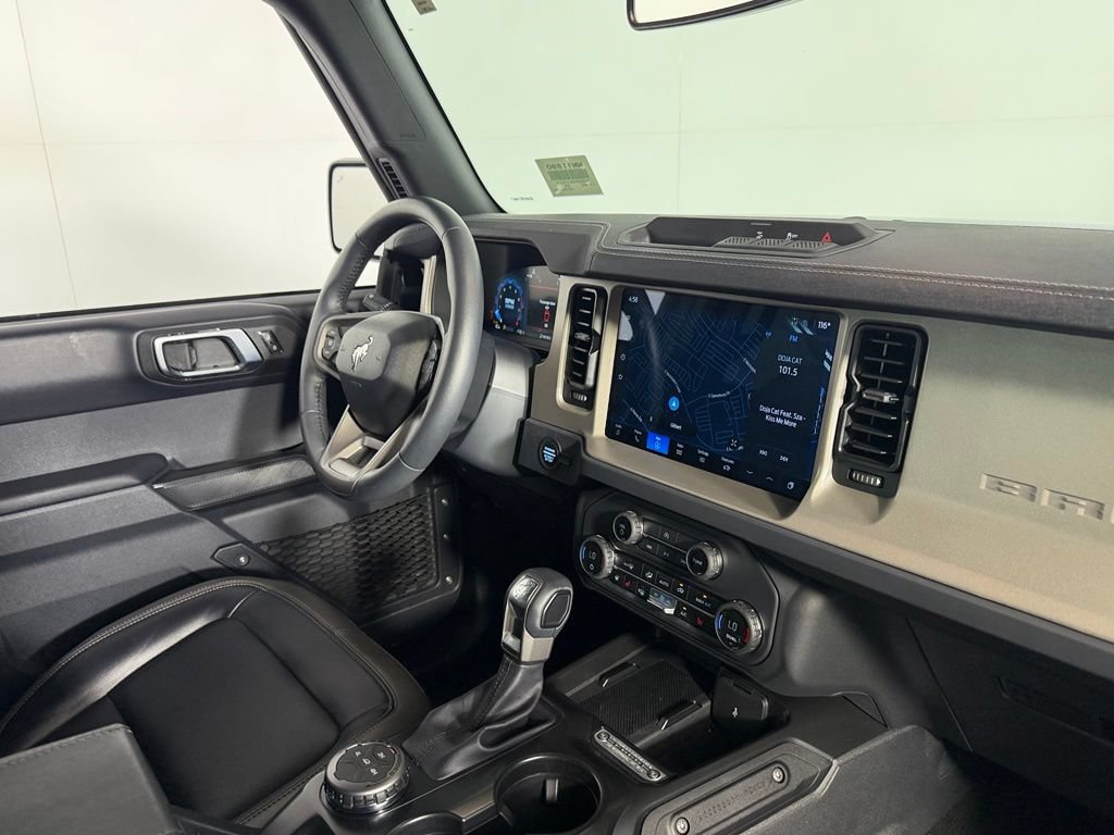 Used 2025 Ford Bronco Outer Banks AWD/4WD image 34