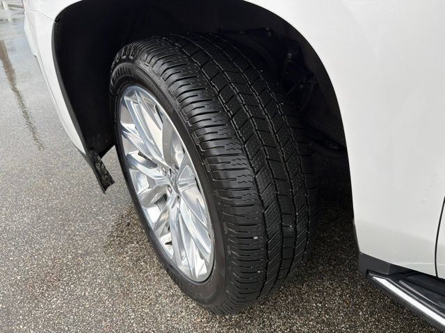 Certified 2020 Cadillac Escalade Luxury AWD/4WD image 10