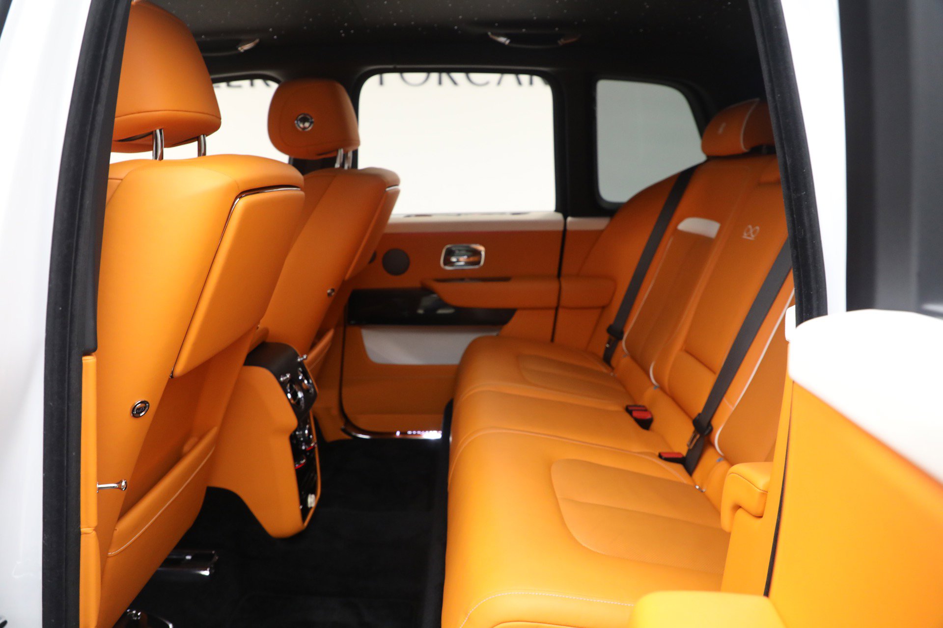 Certified 2022 Rolls-Royce Cullinan Black Badge image 25