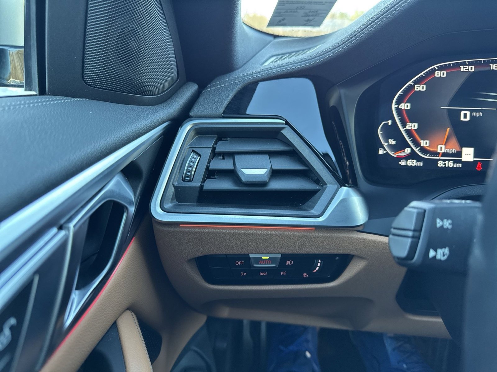 Used 2023 BMW 440i xDrive Convertible w/ Premium Package image 22