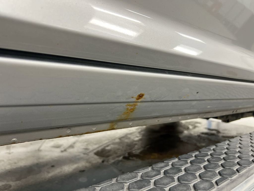 Used 2014 RAM 3500 Laramie image 25