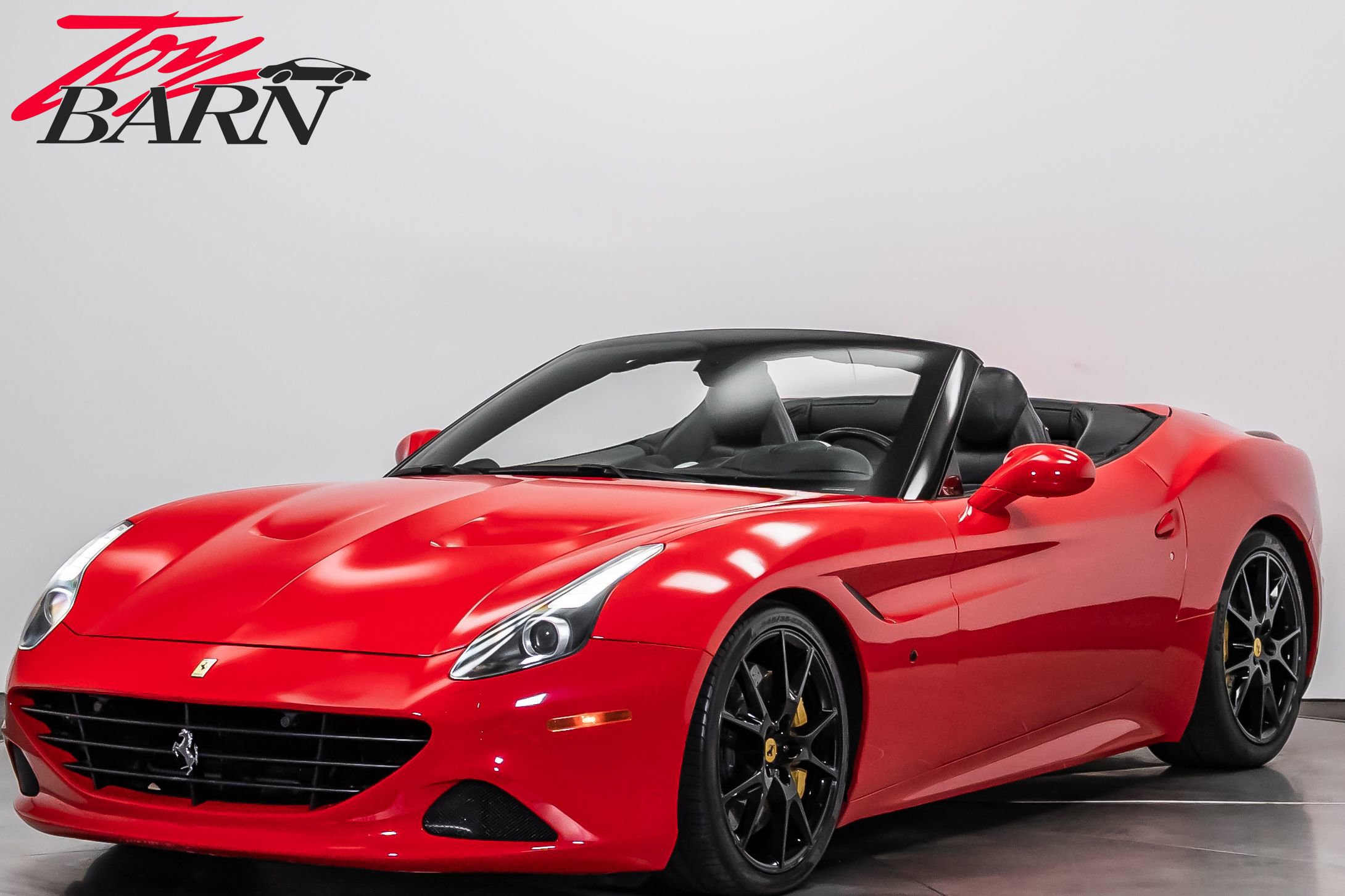 Used 2016 Ferrari California T RWD image 9