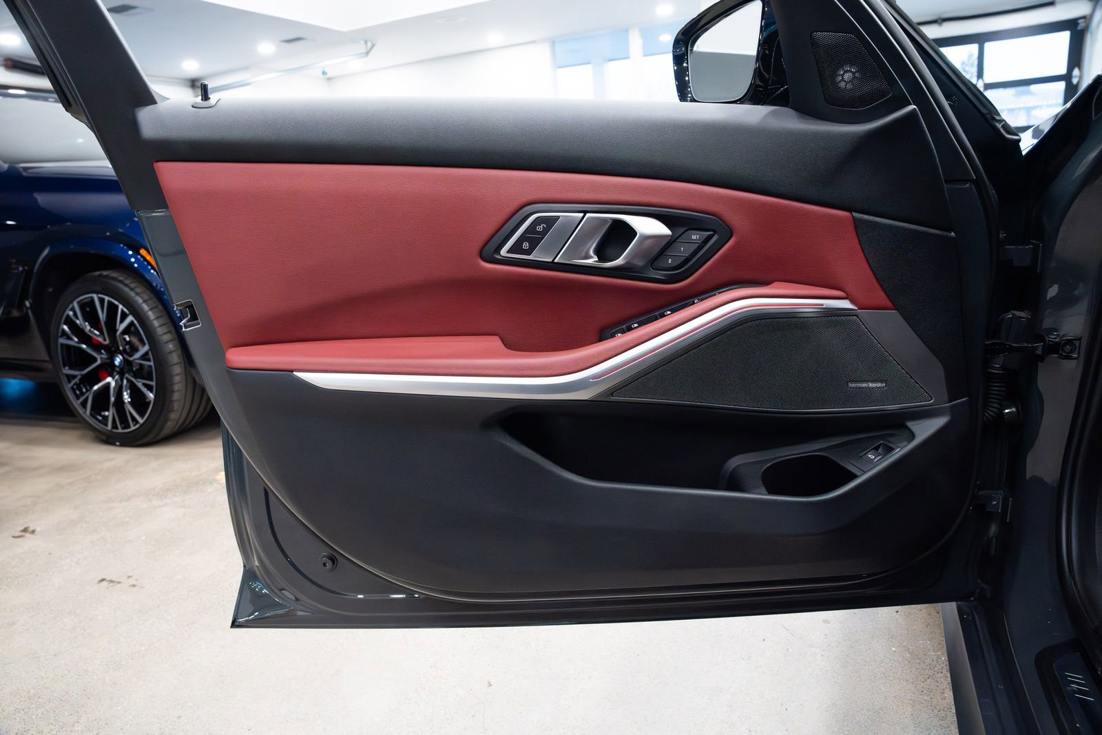 Used 2023 BMW M340i xDrive image 17