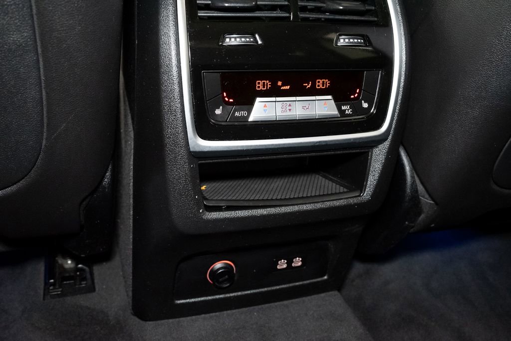 Used 2019 BMW X7 xDrive40i w/ Premium Package image 34