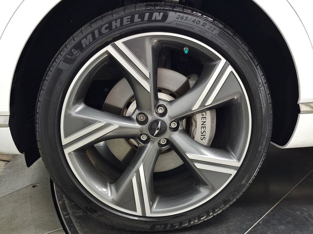 Used 2025 Genesis GV80 3.5T Prestige AWD/4WD image 14