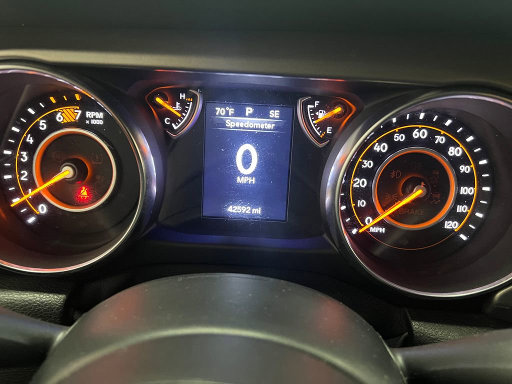 Used 2020 Jeep Wrangler Sport AWD/4WD image 16