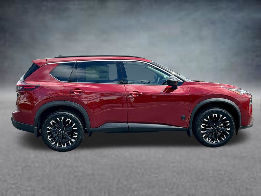 Used 2026 Nissan Rogue Dark Armor FWD image 4