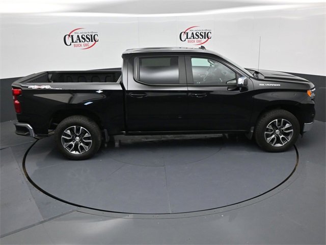 Used 2024 Chevrolet Silverado 1500 LT image 14