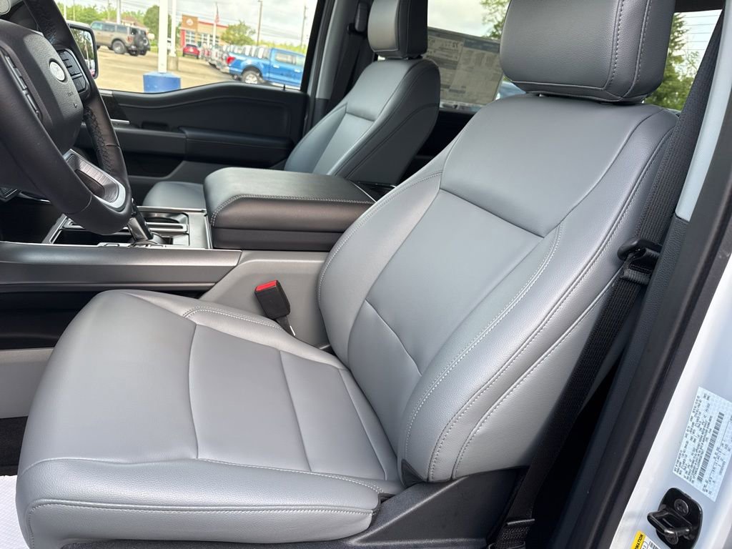 New 2025 Ford F150 Lightning Flash image 8