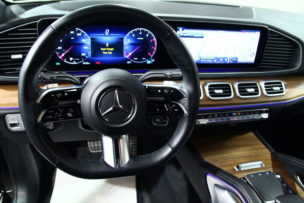 Certified 2025 Mercedes-Benz GLS 450 4MATIC image 6