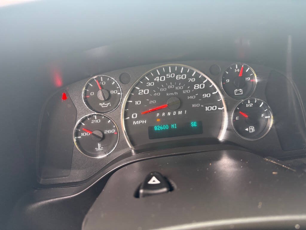 Used 2020 Chevrolet Express 3500 LS RWD image 23