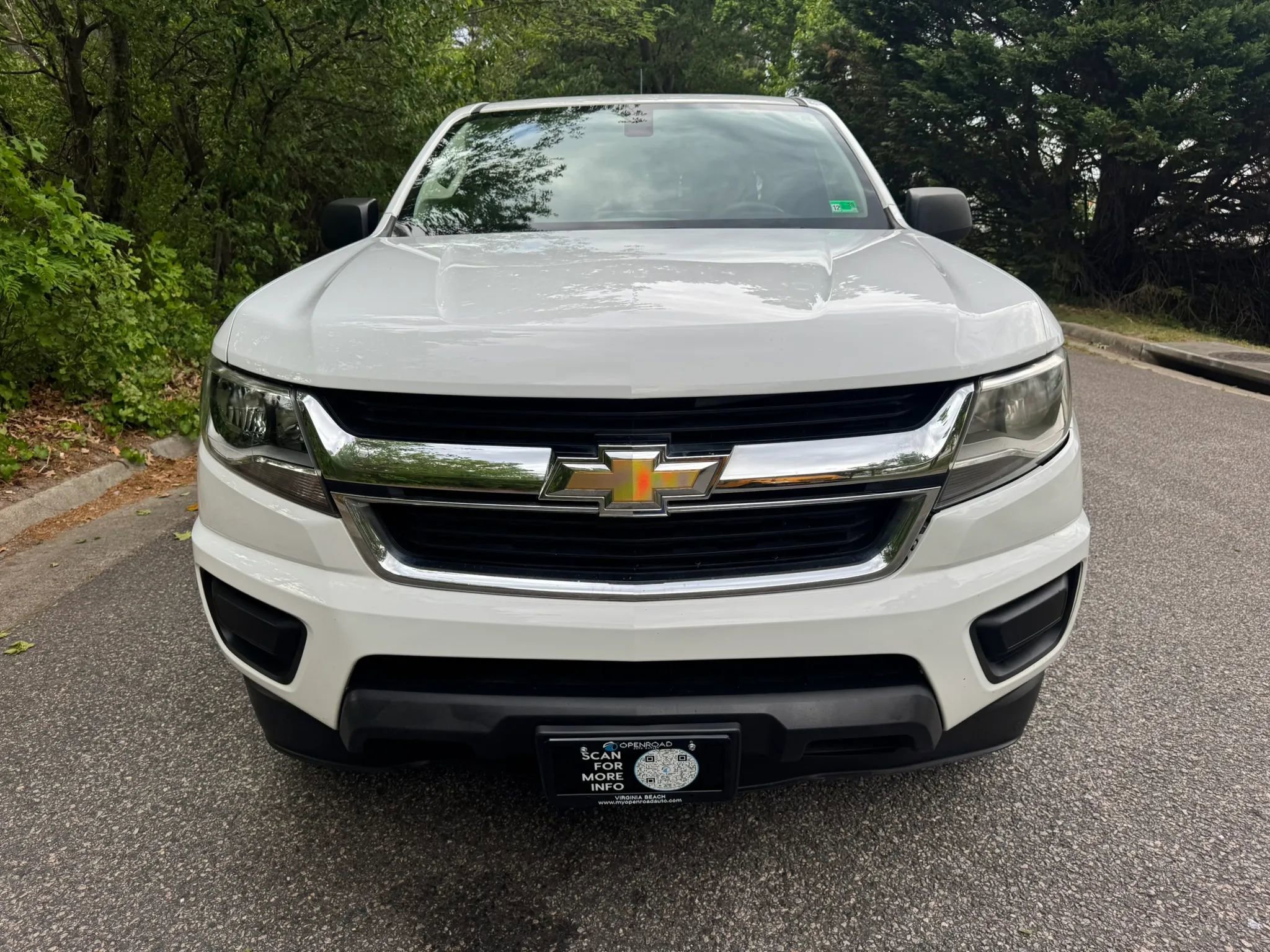 Used 2019 Chevrolet Colorado W/T RWD image 2