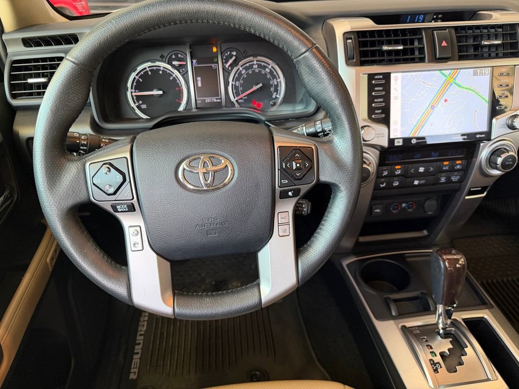 Used 2020 Toyota 4Runner Limited RWD image 32