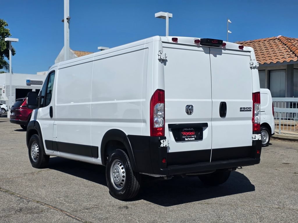 Used 2025 RAM ProMaster 2500 w/ Convenience Group FWD image 6