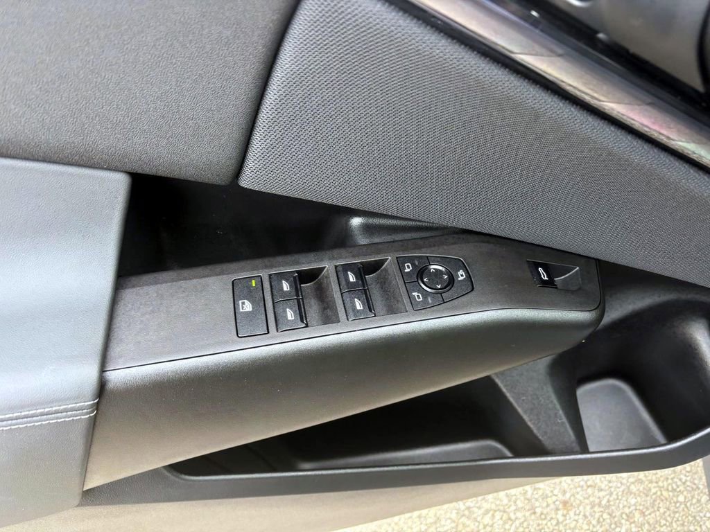 Used 2025 BMW X3 xDrive30i w/ Premium Package image 13