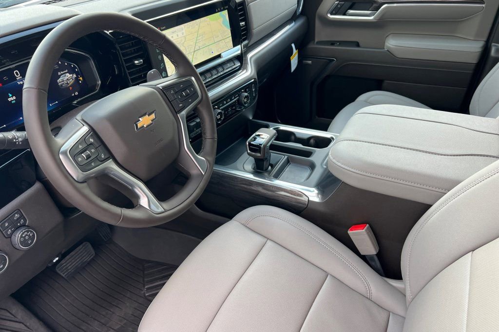 New 2026 Chevrolet Silverado 1500 LTZ AWD/4WD image 7