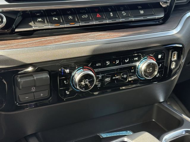 Used 2026 GMC Sierra 1500 SLT w/ SLT Premium Plus Package image 28