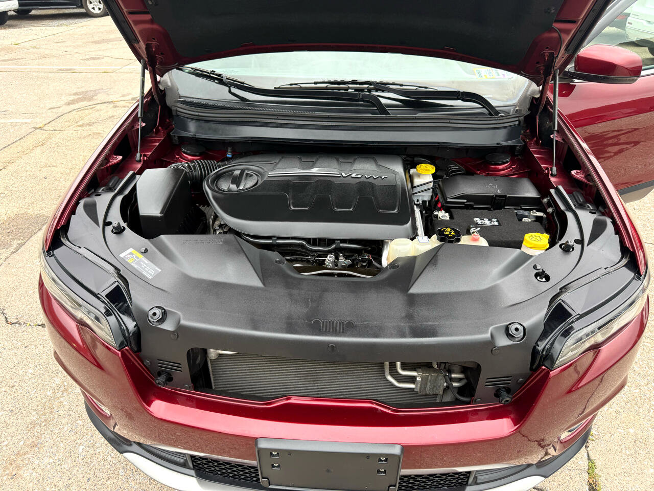 Used 2019 Jeep Cherokee Limited image 58