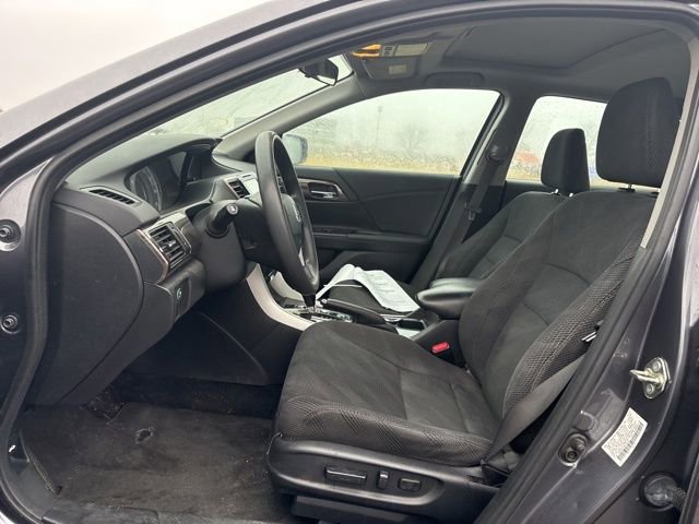 Used 2017 Honda Accord EX image 13