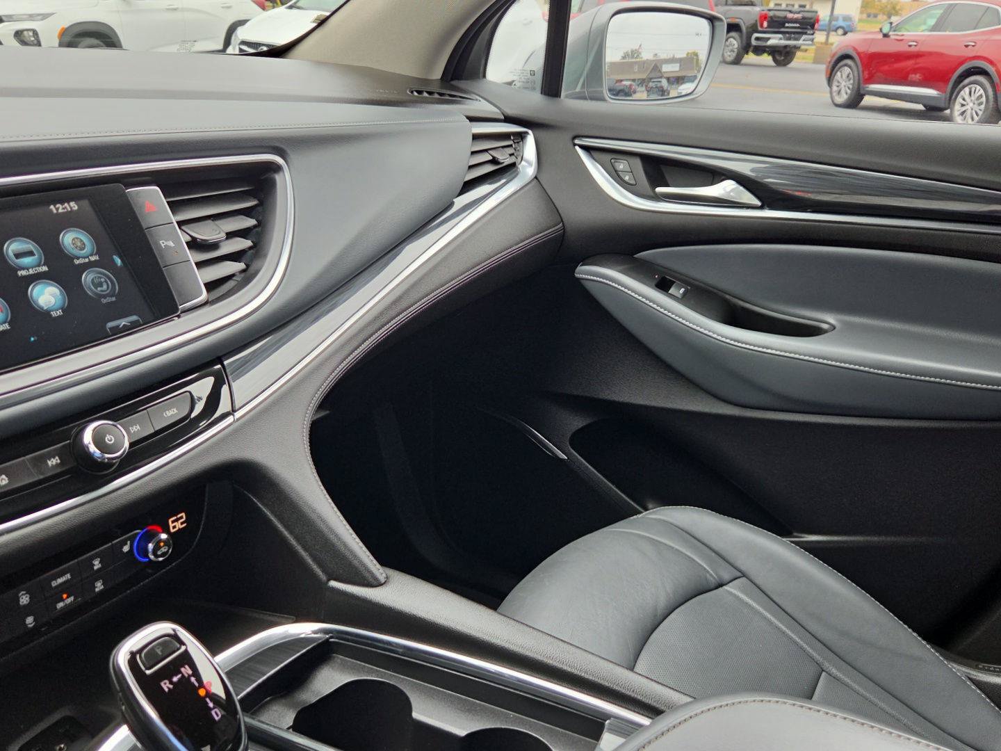 Used 2019 Buick Enclave Essence FWD image 18